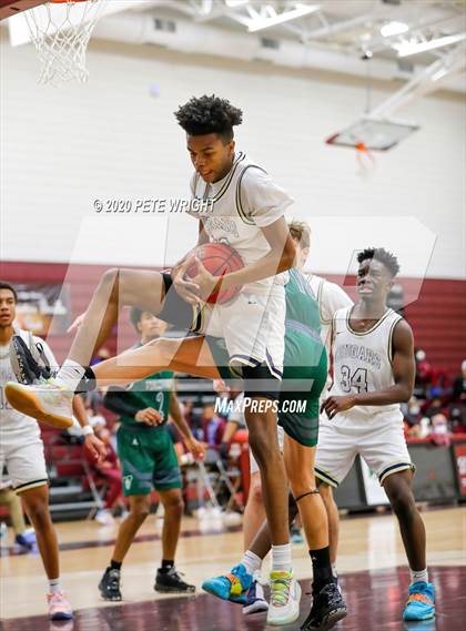 Thumbnail 1 in Venice vs. Durant (Suncoast Holiday Classic) photogallery.