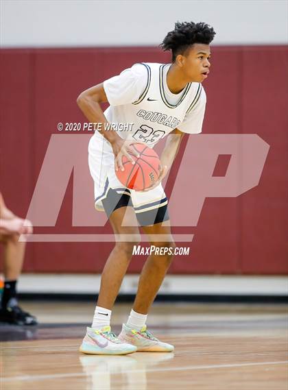 Thumbnail 1 in Venice vs. Durant (Suncoast Holiday Classic) photogallery.