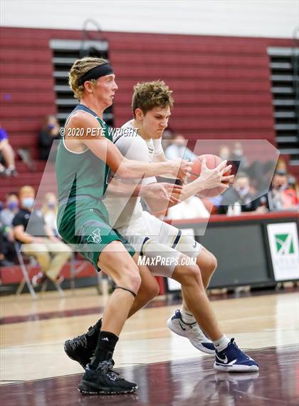 Thumbnail 2 in Venice vs. Durant (Suncoast Holiday Classic) photogallery.