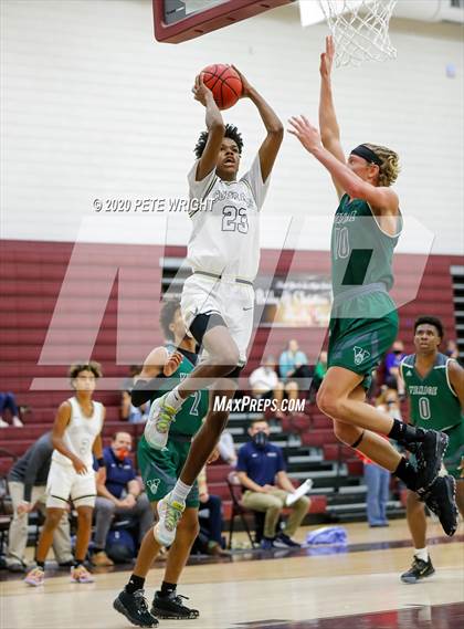 Thumbnail 1 in Venice vs. Durant (Suncoast Holiday Classic) photogallery.