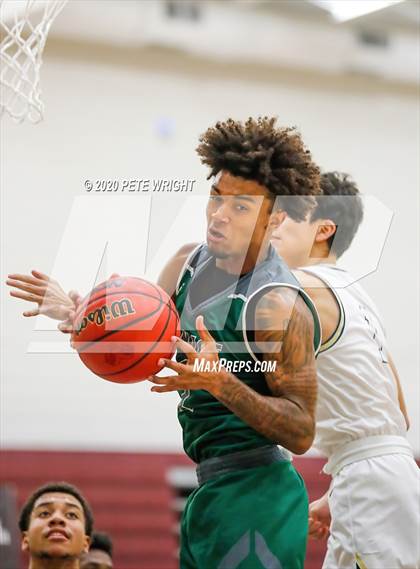 Thumbnail 2 in Venice vs. Durant (Suncoast Holiday Classic) photogallery.