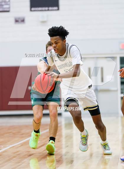 Thumbnail 1 in Venice vs. Durant (Suncoast Holiday Classic) photogallery.