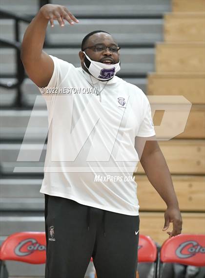 Thumbnail 3 in Capistrano Valley Christian vs. St. Anthony (State Preview Classic) photogallery.