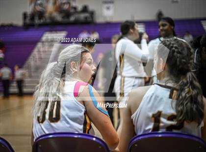 Thumbnail 1 in Stow-Munroe Falls vs. Archbishop Alter photogallery.