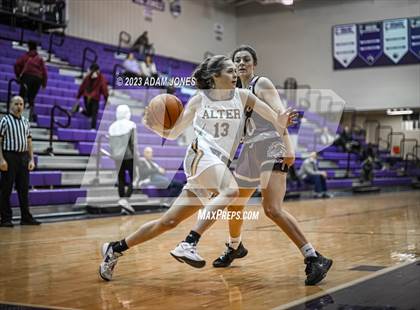 Thumbnail 3 in Stow-Munroe Falls vs. Archbishop Alter photogallery.