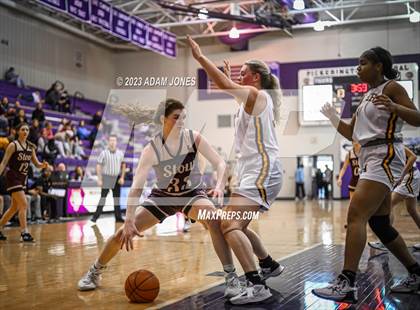 Thumbnail 1 in Stow-Munroe Falls vs. Archbishop Alter photogallery.