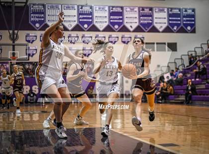 Thumbnail 3 in Stow-Munroe Falls vs. Archbishop Alter photogallery.