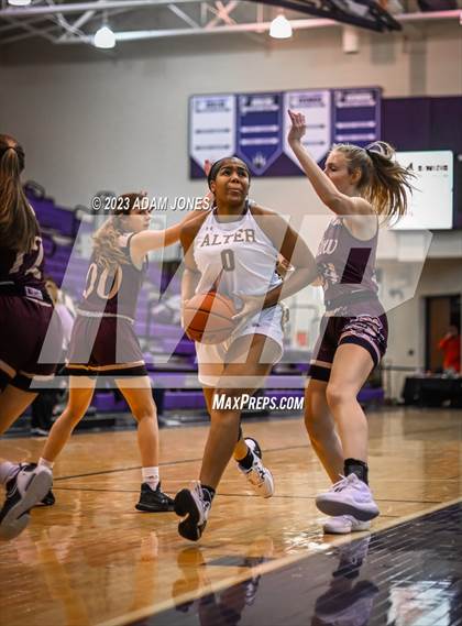 Thumbnail 2 in Stow-Munroe Falls vs. Archbishop Alter photogallery.