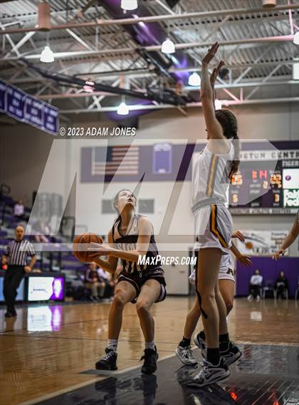Thumbnail 1 in Stow-Munroe Falls vs. Archbishop Alter photogallery.