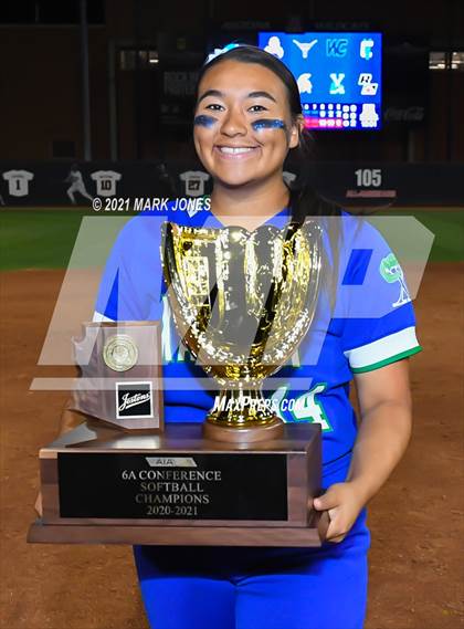 Thumbnail 3 in  Xavier College Prep vs. Red Mountain (AIA 6A Final - Awards) photogallery.