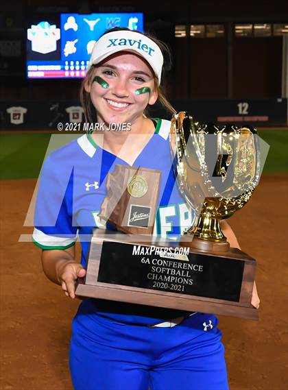 Thumbnail 1 in  Xavier College Prep vs. Red Mountain (AIA 6A Final - Awards) photogallery.