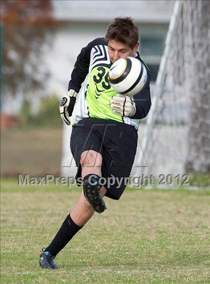 Thumbnail 3 in Columbus vs St. Petersburg Catholic  photogallery.