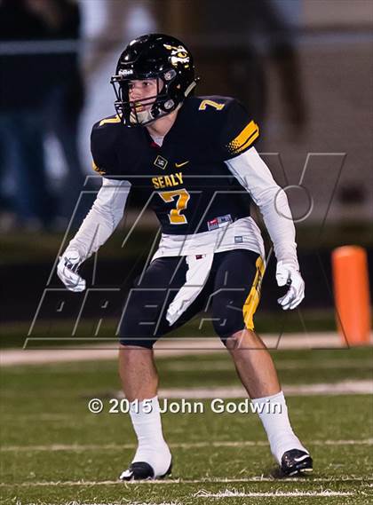 Thumbnail 2 in Sealy vs. Needville photogallery.