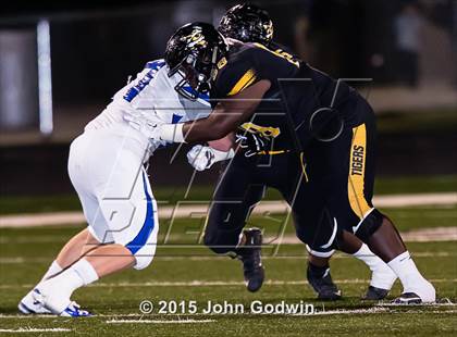Thumbnail 3 in Sealy vs. Needville photogallery.