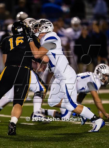 Thumbnail 3 in Sealy vs. Needville photogallery.