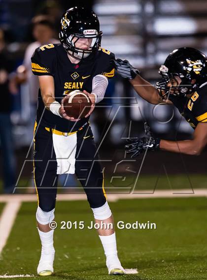 Thumbnail 3 in Sealy vs. Needville photogallery.
