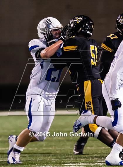 Thumbnail 2 in Sealy vs. Needville photogallery.