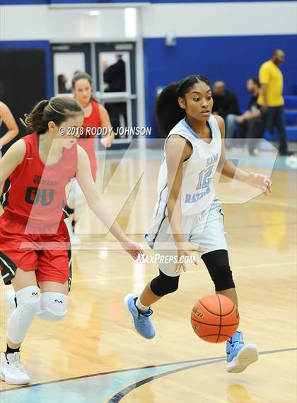 Thumbnail 3 in Sam Rayburn vs. The Woodlands (McDonald's Texas Invitational) photogallery.