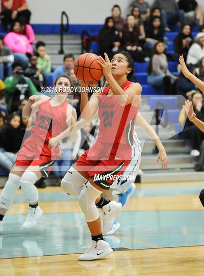 Thumbnail 2 in Sam Rayburn vs. The Woodlands (McDonald's Texas Invitational) photogallery.