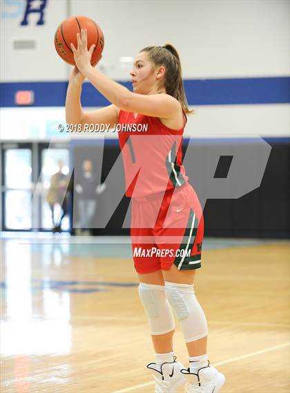 Thumbnail 3 in Sam Rayburn vs. The Woodlands (McDonald's Texas Invitational) photogallery.