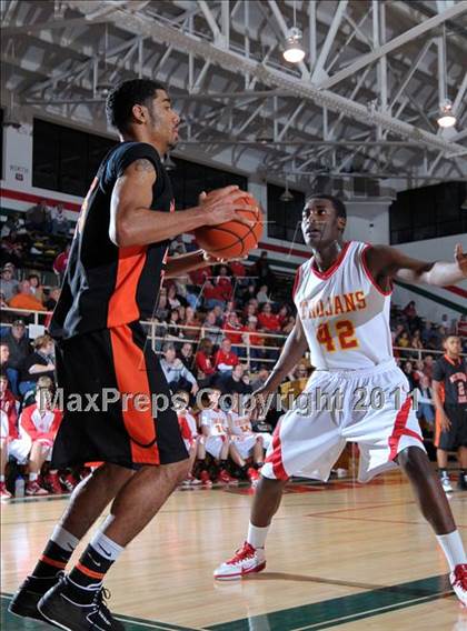 Thumbnail 3 in Mt. Vernon vs Charleston (Salem Invitational Tournament) photogallery.