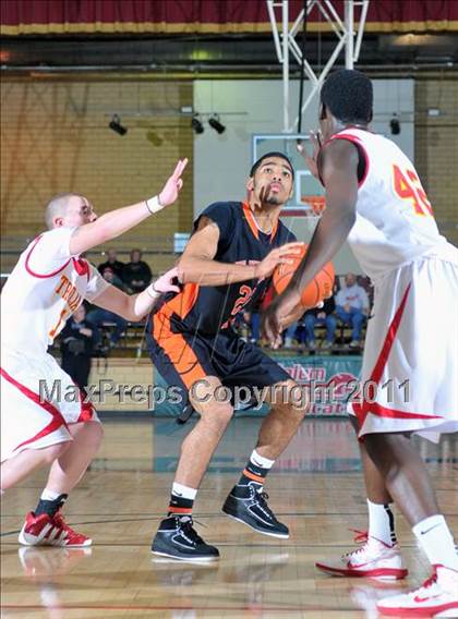 Thumbnail 1 in Mt. Vernon vs Charleston (Salem Invitational Tournament) photogallery.