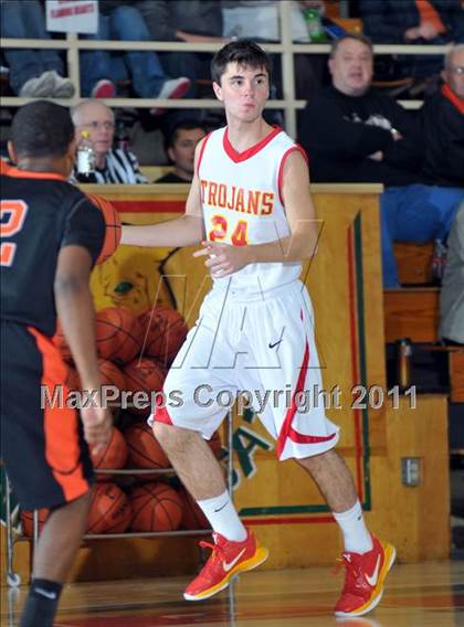 Thumbnail 1 in Mt. Vernon vs Charleston (Salem Invitational Tournament) photogallery.
