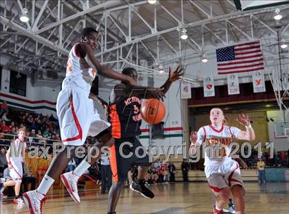 Thumbnail 3 in Mt. Vernon vs Charleston (Salem Invitational Tournament) photogallery.
