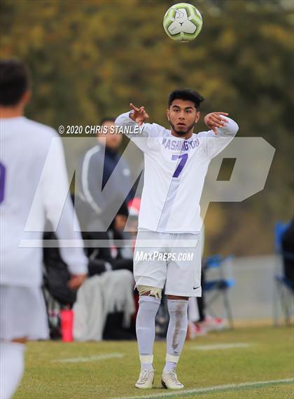 Thumbnail 2 in Washington vs. Flagstaff (Arizona Soccer Showcase) photogallery.