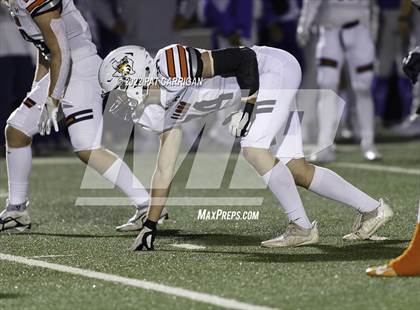 Thumbnail 3 in Llano vs. Edna (UIL 3A D1 Quarterfinal) photogallery.