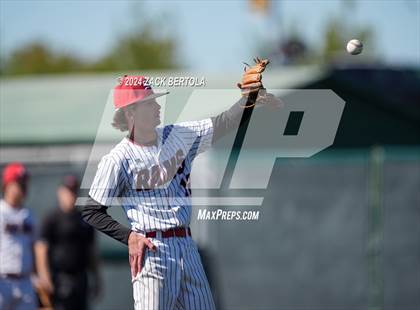 Thumbnail 2 in Duchesne vs. South Sevier (UHSAA 2A Semifinal) photogallery.