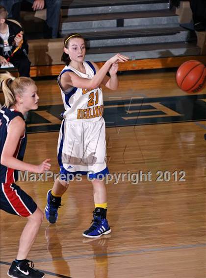 Thumbnail 2 in Union County vs. Gatlinburg-Pittman (D3-AAA playoffs) photogallery.