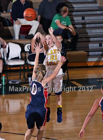 Thumbnail 3 in Union County vs. Gatlinburg-Pittman (D3-AAA playoffs) photogallery.