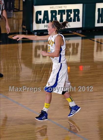 Thumbnail 2 in Union County vs. Gatlinburg-Pittman (D3-AAA playoffs) photogallery.