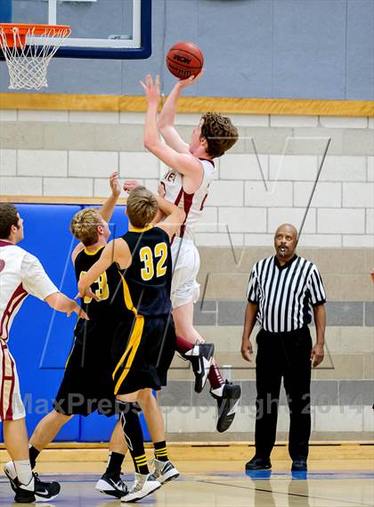 Thumbnail 1 in Whitney vs Del Oro (Rocklin Holiday Classic) photogallery.