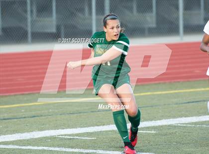 Thumbnail 1 in Moorpark @ Vista Murrieta photogallery.