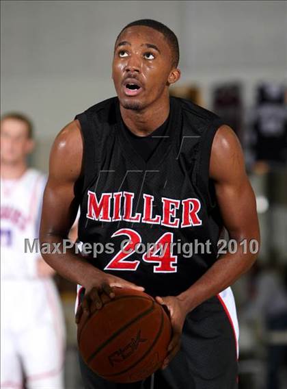 Thumbnail 2 in Reno vs. Miller (Desert Heat Invitational) photogallery.