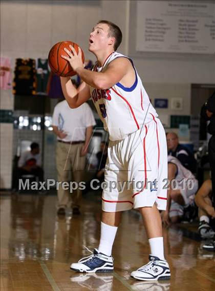 Thumbnail 1 in Reno vs. Miller (Desert Heat Invitational) photogallery.
