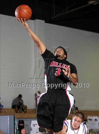 Thumbnail 3 in Reno vs. Miller (Desert Heat Invitational) photogallery.