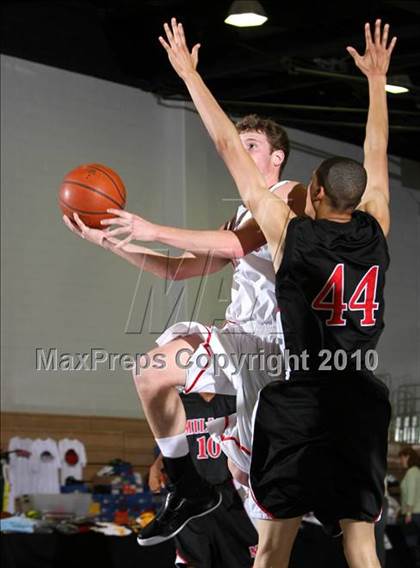 Thumbnail 3 in Reno vs. Miller (Desert Heat Invitational) photogallery.