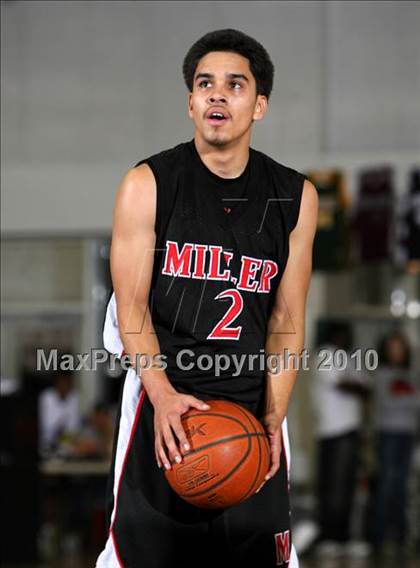 Thumbnail 1 in Reno vs. Miller (Desert Heat Invitational) photogallery.