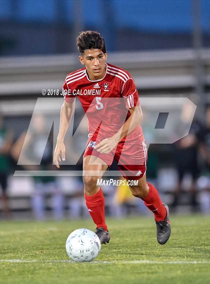 Thumbnail 1 in Reagan [Ronald] vs Juarez-Lincoln (Class 6A Region 4 Semifinal) photogallery.