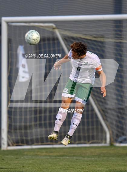 Thumbnail 2 in Reagan [Ronald] vs Juarez-Lincoln (Class 6A Region 4 Semifinal) photogallery.