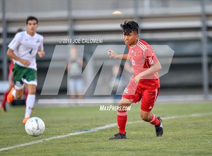 Thumbnail 3 in Reagan [Ronald] vs Juarez-Lincoln (Class 6A Region 4 Semifinal) photogallery.