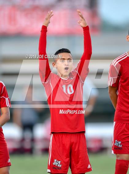 Thumbnail 1 in Reagan [Ronald] vs Juarez-Lincoln (Class 6A Region 4 Semifinal) photogallery.