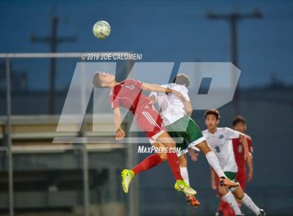 Thumbnail 2 in Reagan [Ronald] vs Juarez-Lincoln (Class 6A Region 4 Semifinal) photogallery.