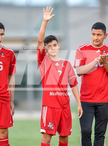 Thumbnail 2 in Reagan [Ronald] vs Juarez-Lincoln (Class 6A Region 4 Semifinal) photogallery.