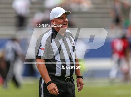Thumbnail 1 in Plano East vs. Lake Highlands (Cotton Bowl Prep Showcase) photogallery.