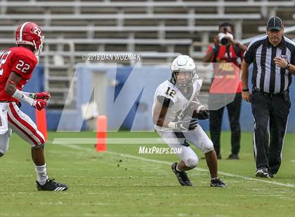 Thumbnail 2 in Plano East vs. Lake Highlands (Cotton Bowl Prep Showcase) photogallery.