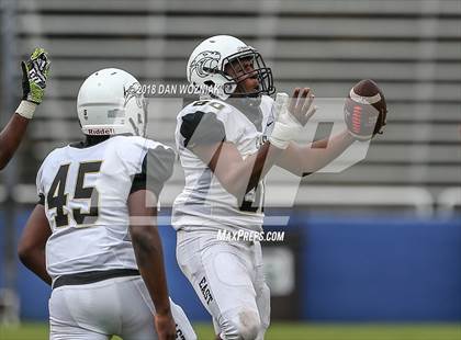 Thumbnail 1 in Plano East vs. Lake Highlands (Cotton Bowl Prep Showcase) photogallery.